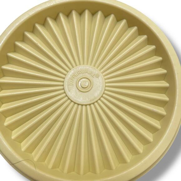 Tupperware 5" Replacement Lid 812 Pale Yellow Servalier Starburst Seal Vintage - Picture 3 of 6